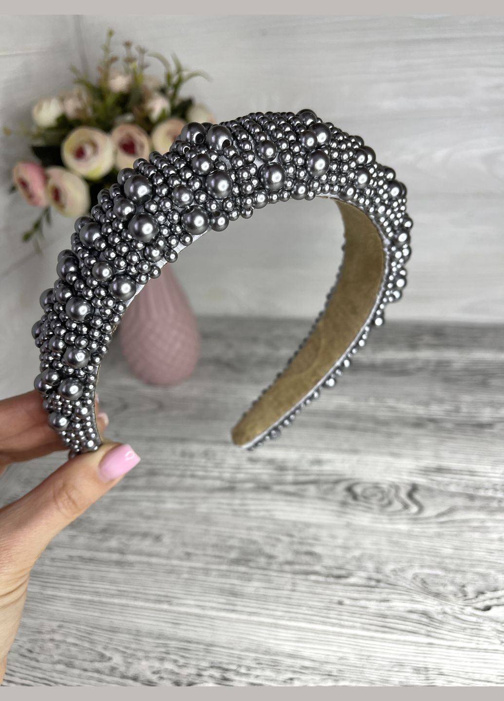 Жіночий обруч для волосся об'ємний з плетінням з намистин Hand Made (330619068)