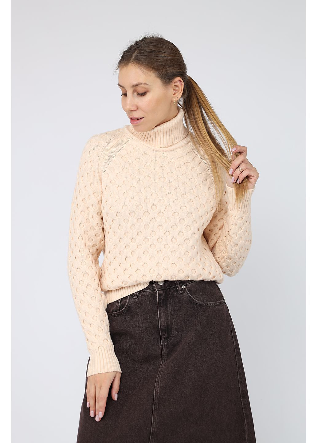 Молочный зимний свитер женский цвет молочный cb-00285734 Yuki