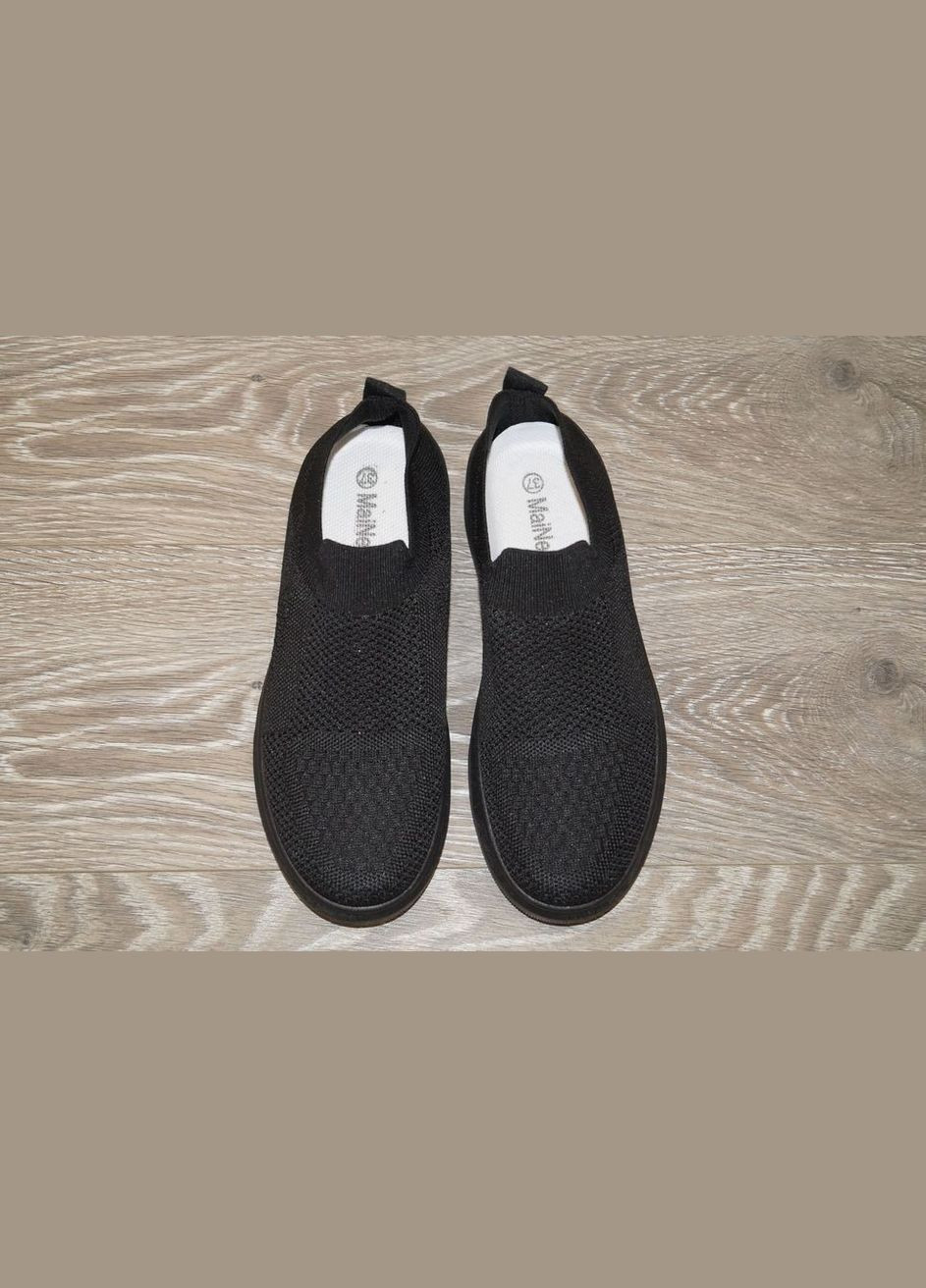 Чорні осінні кросівки жіночі текстильні чорні MaiNelin