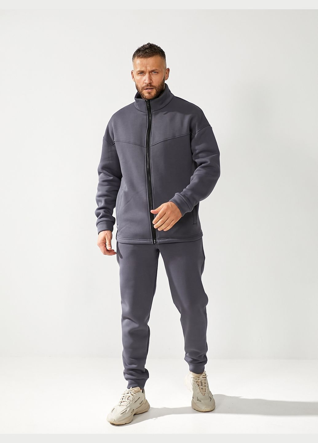 Графітовий демісезонний костюм брючний Verso