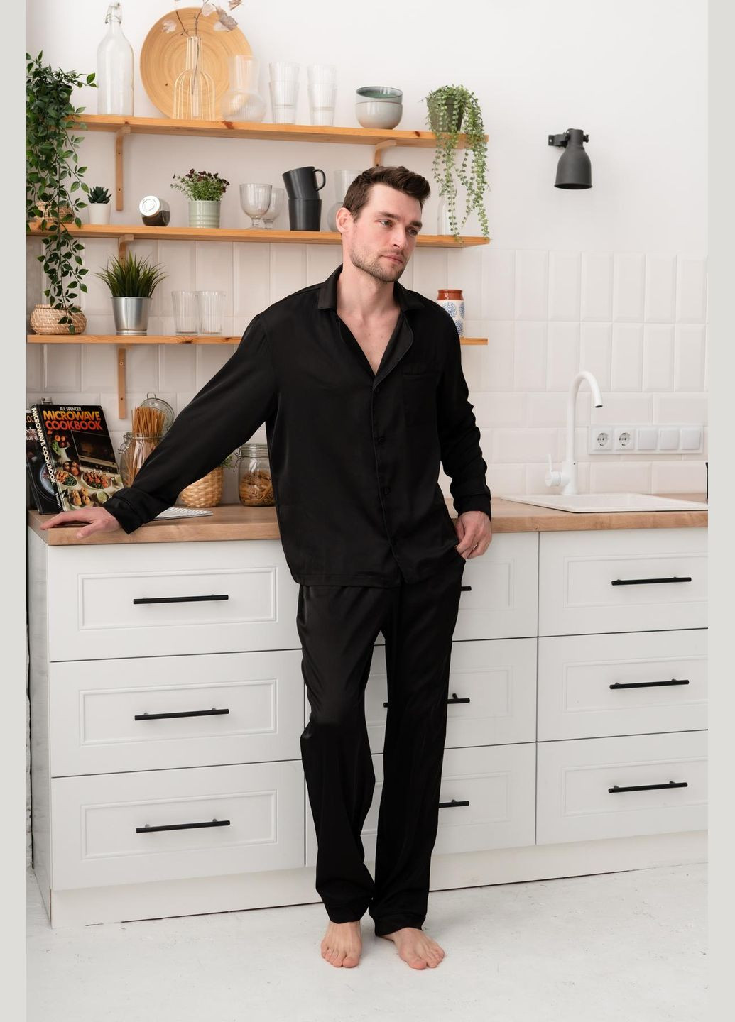 Чоловіча шовкова піжама Volcano, чорна з чорним кантом Cosy (352769827)