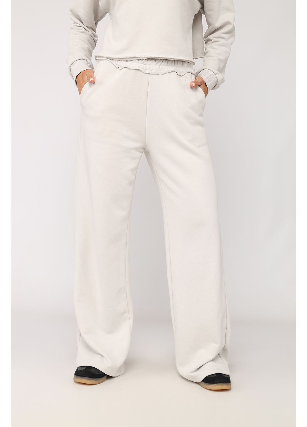 Штаны спортивные женские цвет светло-серый ЦБ-00283744 Yuki (361305121)