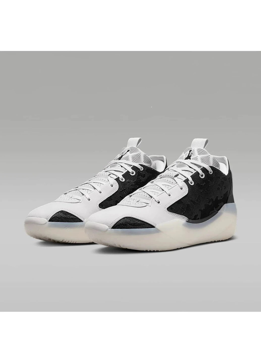 Чорні кросівки чоловічі xxxix black fq0213-010 Air Jordan