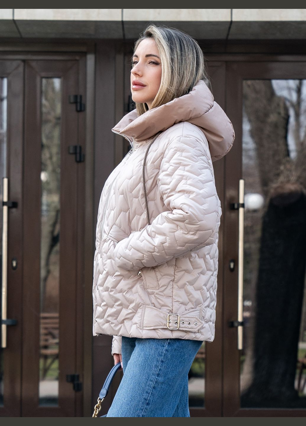 Молочна демісезонна куртка MN