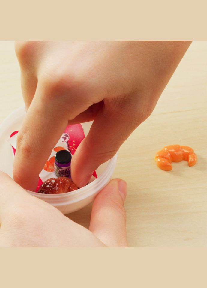 Игровой набор с сюрпризом Пикник 2305003 со стикерами Mini World (304404660)