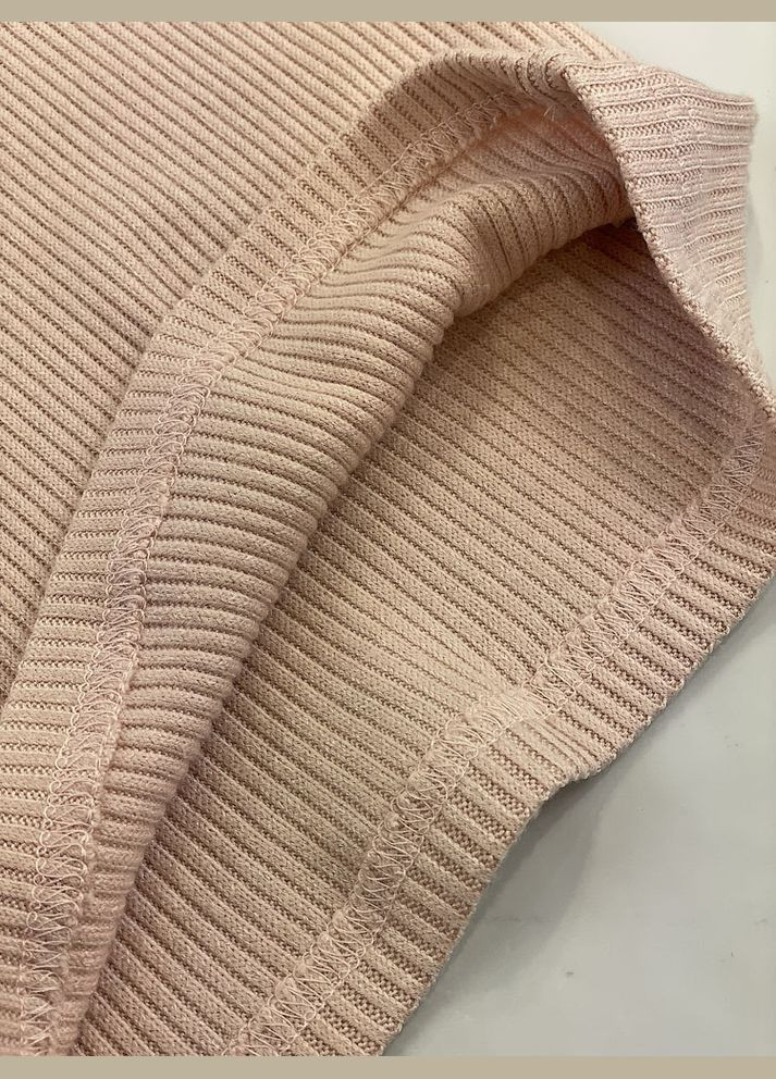 Розовый демисезонный светр Mevis