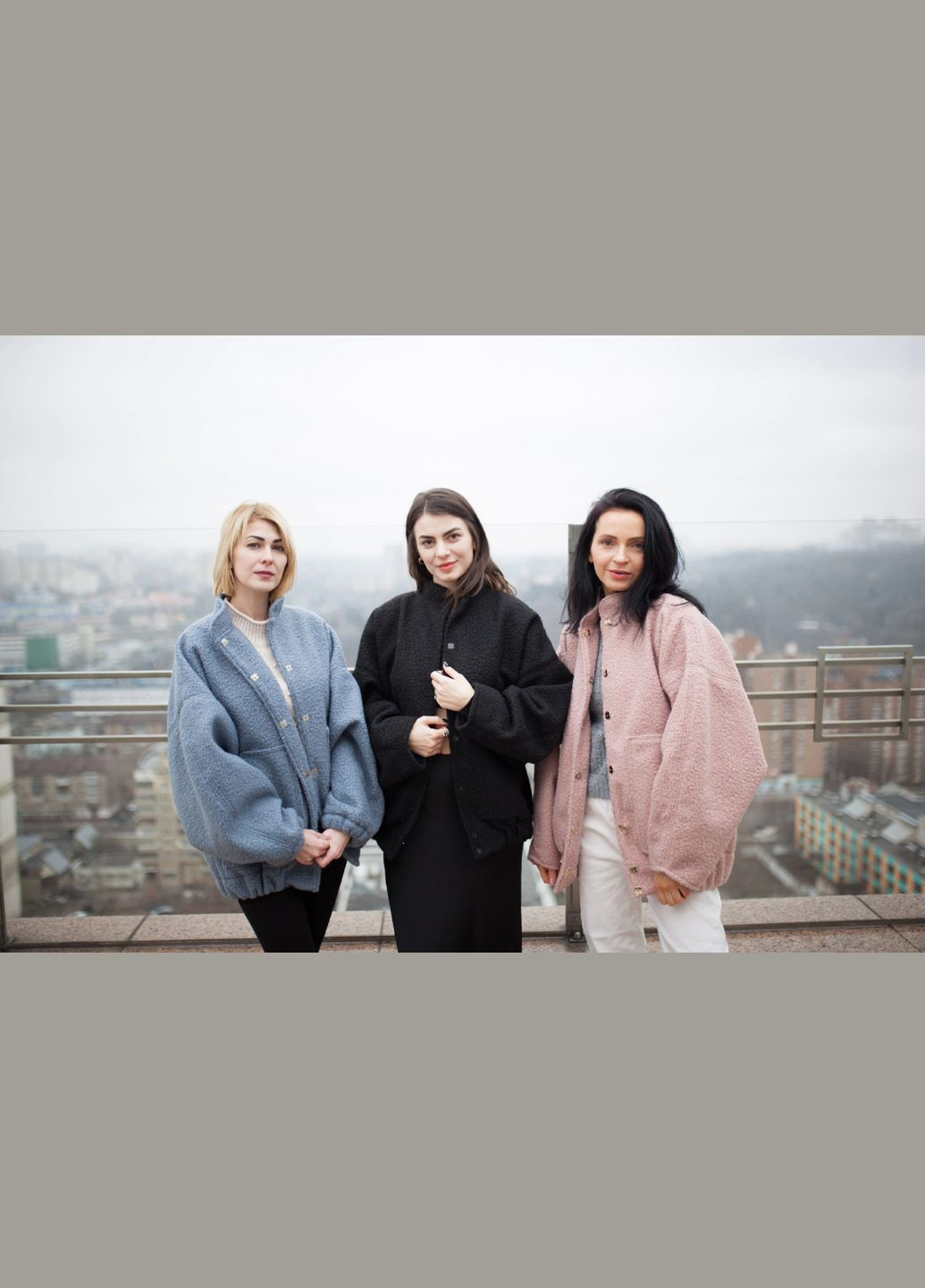 Бомбер женский из натуральной шерсти тёплый Oversize Голубой S/M JUGO бейсбольный на кнопках (302980616)