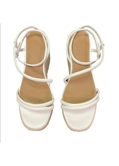 Босоніжки Asos tulip tubular flatform sandals in white (290704225)