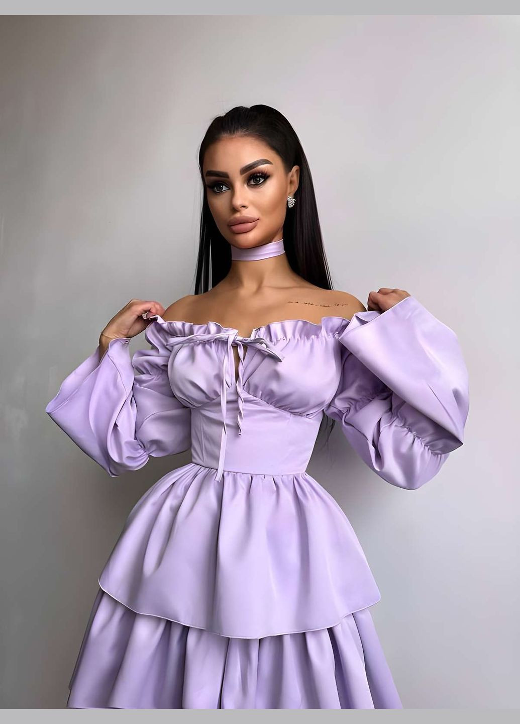 Бузкова святковий, коктейльна, карнавальний, відвертий, повсякденний, кежуал, вечірня жіноча ошатна коротка малинова сукня міні з рюшами зі шнурівкою і широкими рукавами Україна однотонна