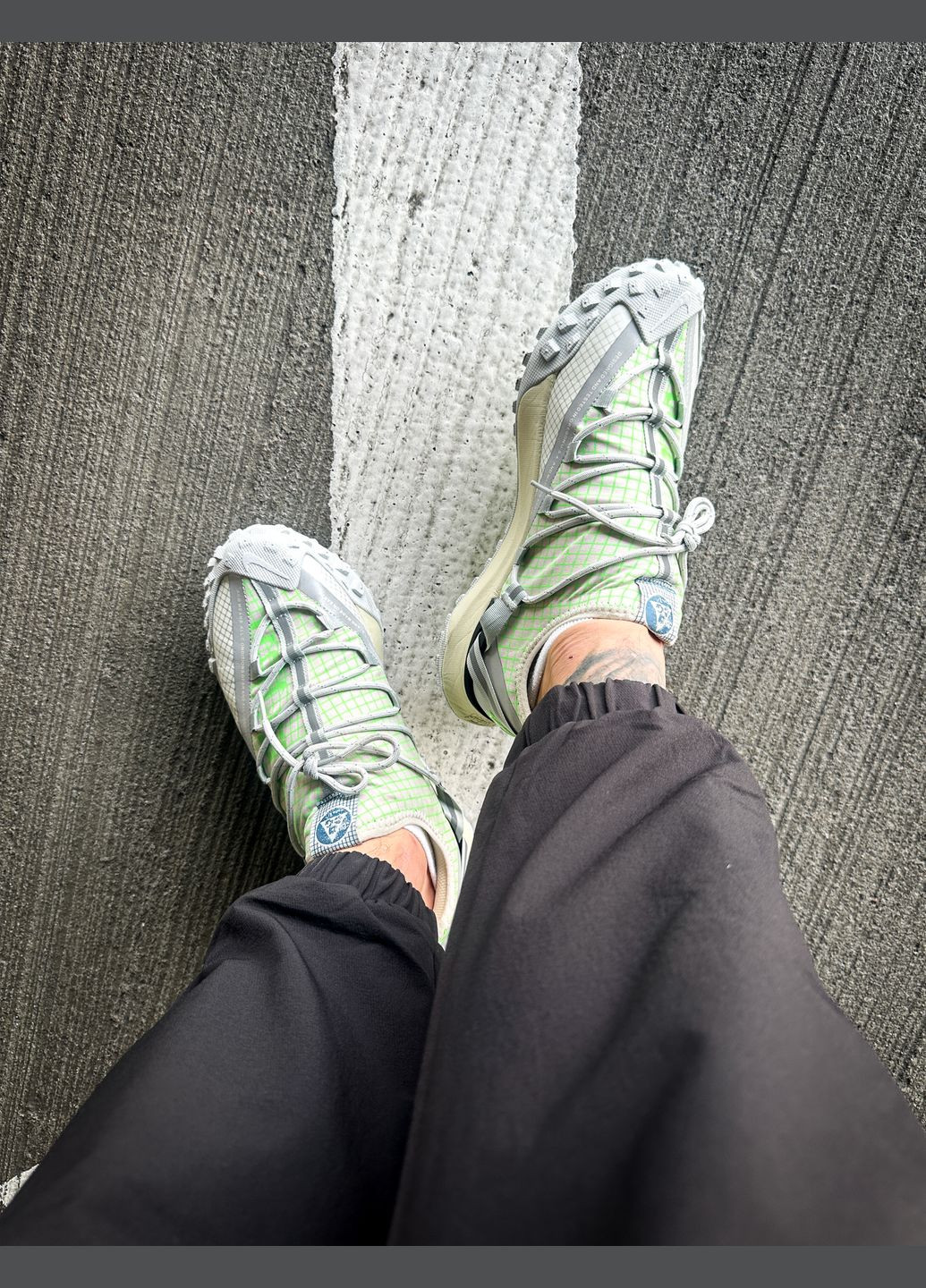 Бежевые всесезонные кроссовки мужские и женские nike acg mountain fly sea glass beige | найк асж маунтин флай бежевые No Brand