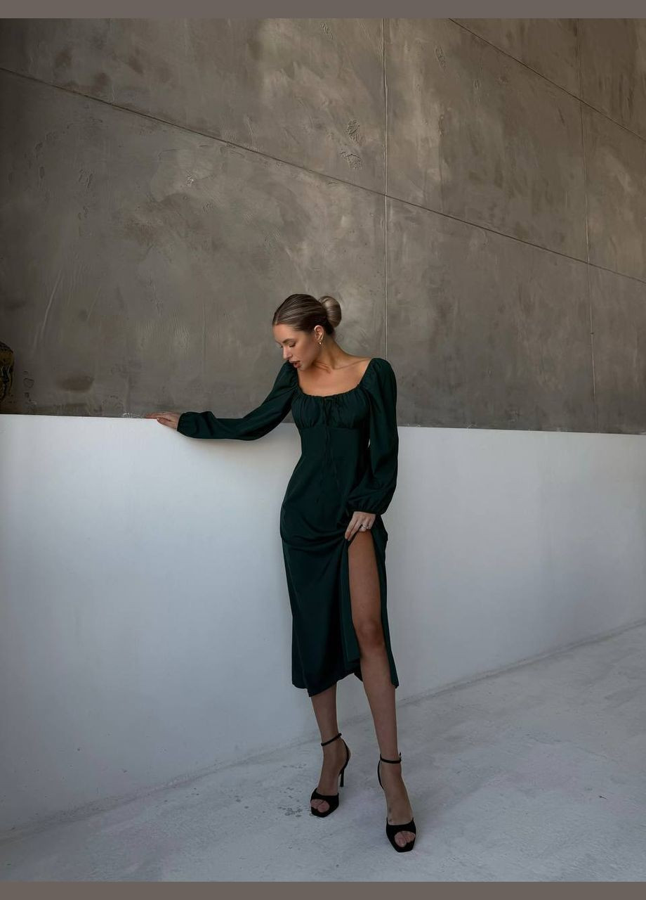 Темно-зеленое кэжуал легкое платье с рукавами фонариками Adelante однотонное