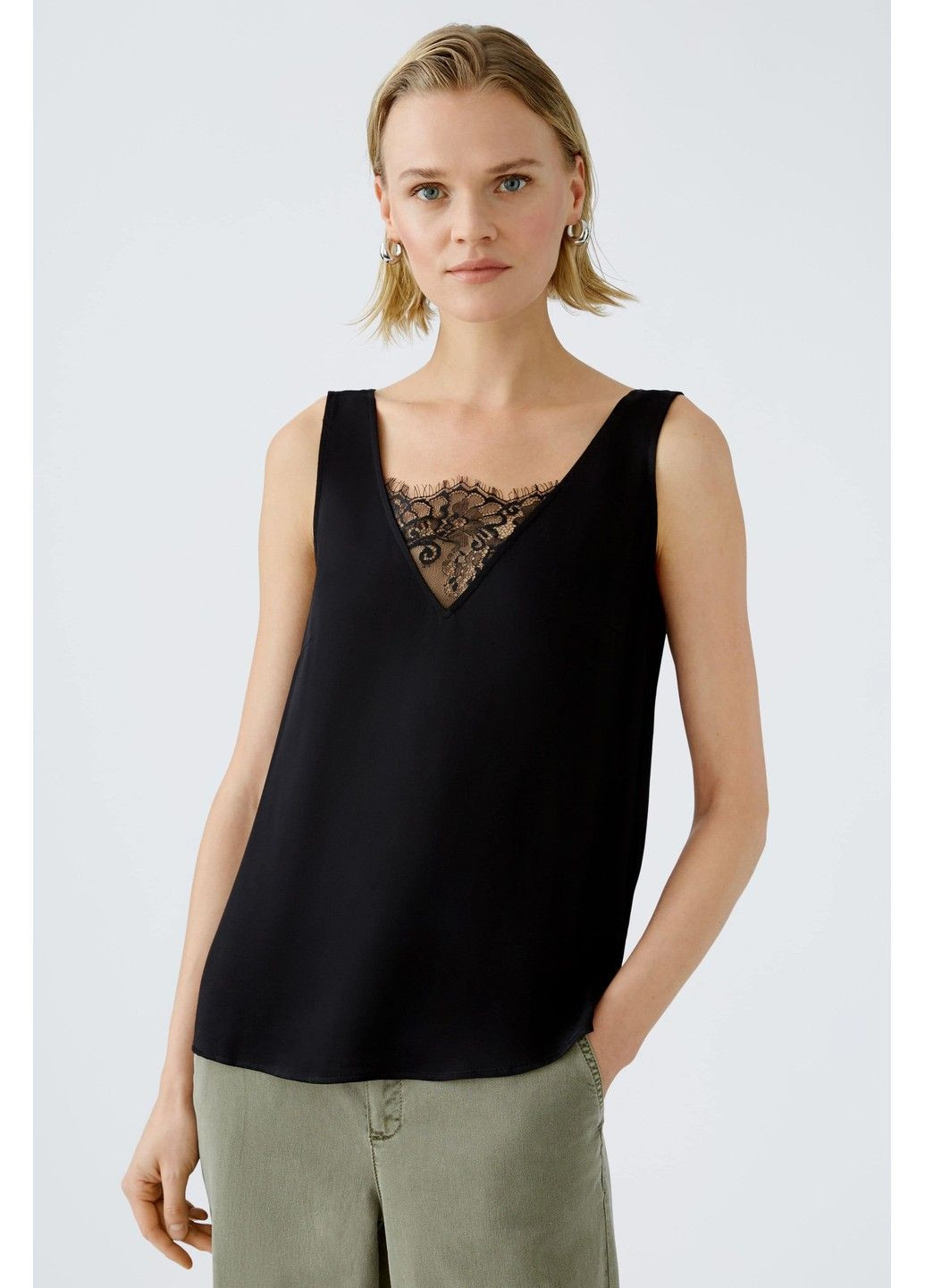 ОДЕЖДА/Футболки и майки/Майки Oui - (322094009)