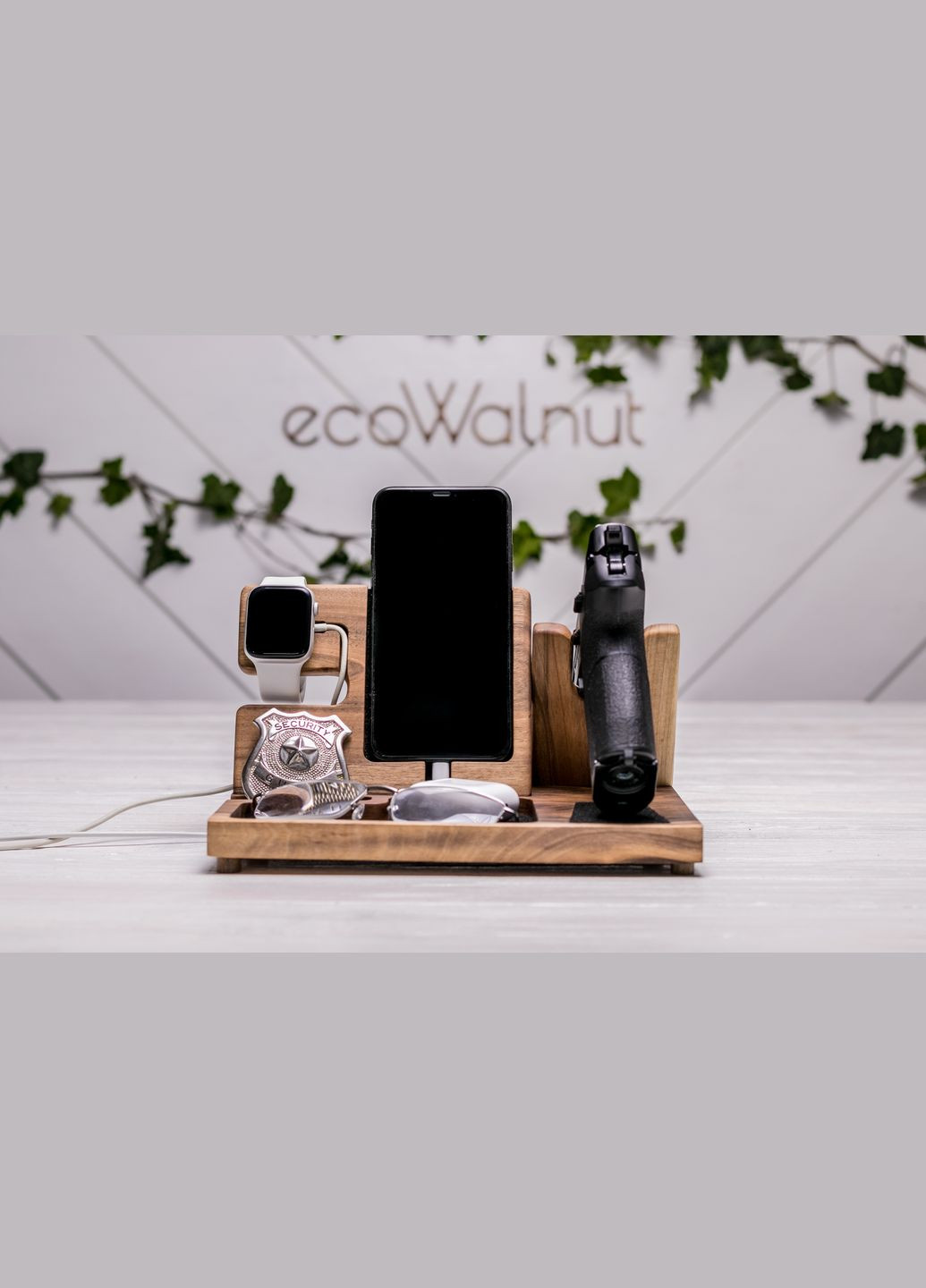Органайзер для пистолета, iPhone и часов Apple «Police iWatch» Подставка для телефона, часов и пистолета EcoWalnut (293850359)