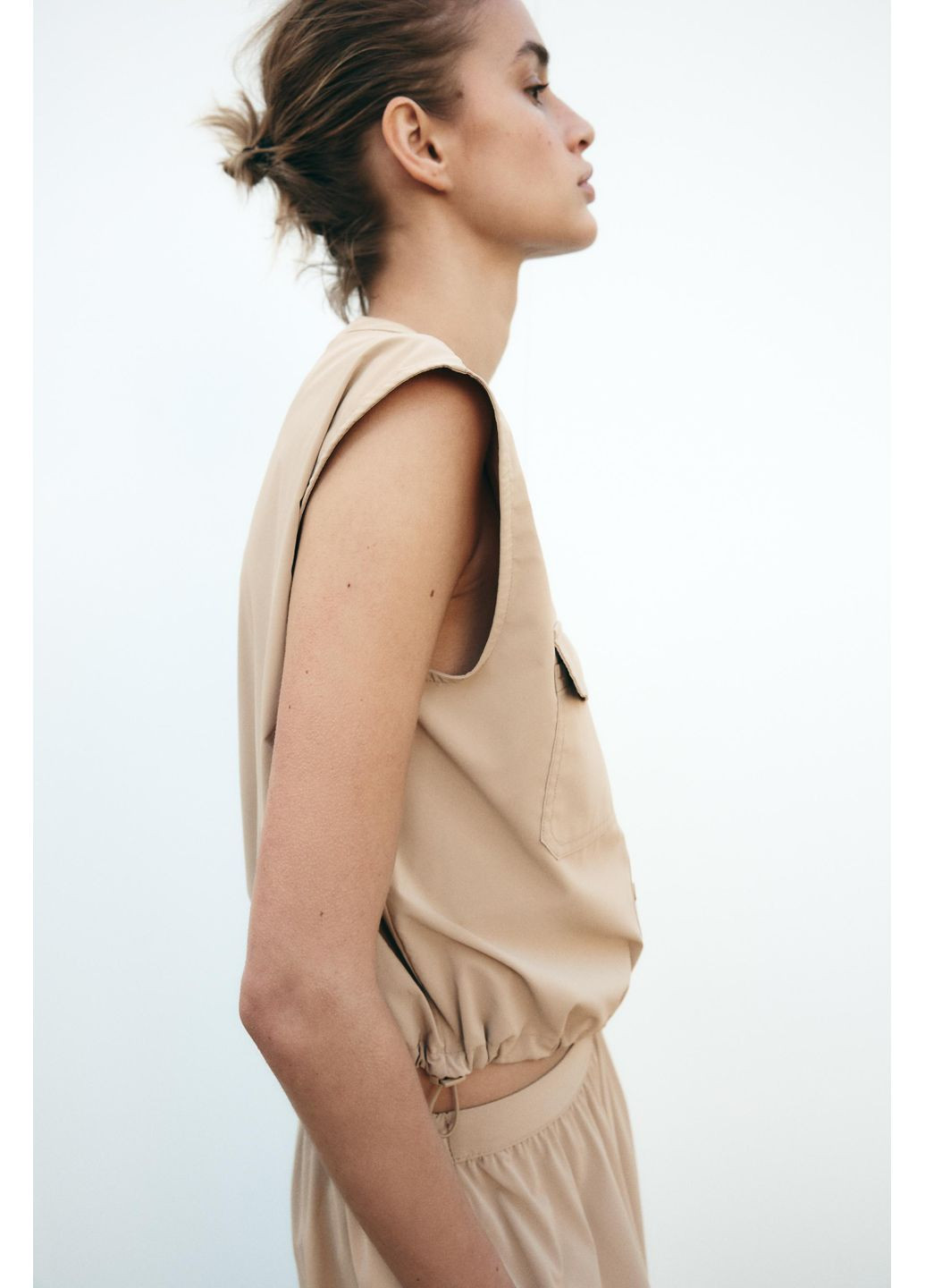 Короткий жилет з еластичним низом Zara (356675482)