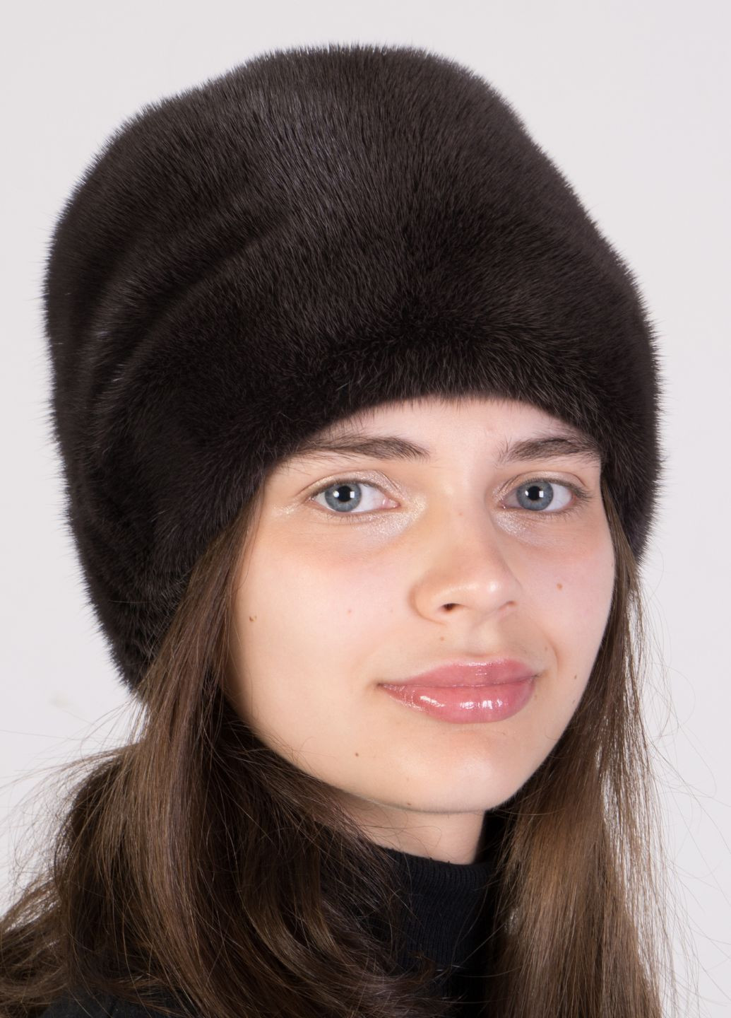 Жіноча хутряна шапка кубанка з натурального хутра норки Меховой Стиль Ромашка (301212362)