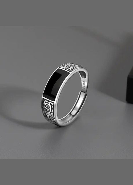 Перстень чоловічий класичний з візерунками та чорним каменем р регульований Fashion Jewelry (290114029)