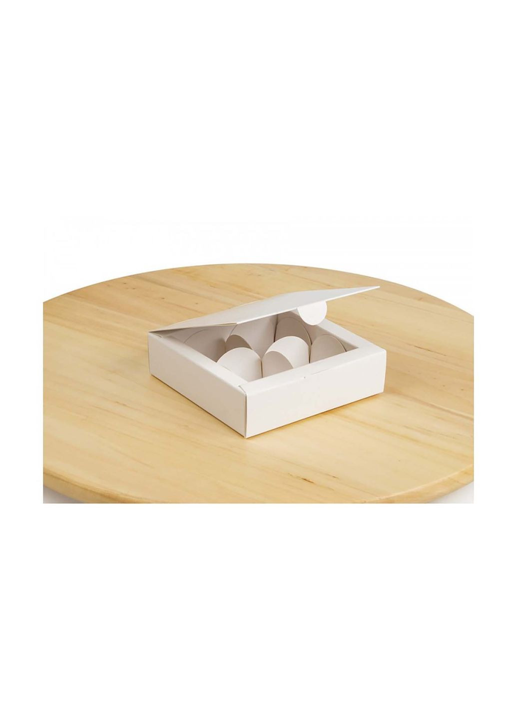 Коробка для 4 цукерок горішків солодощів зефіру, макаронс тарталеток 112×112×30 мм, біла, з прозорим віконцем Vals (341724418)