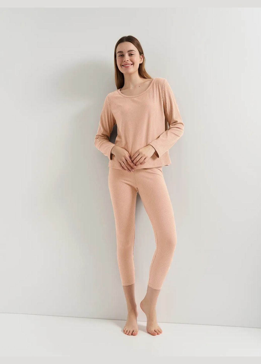 Пудрова всесезон жіноча піжама лонгслів + легінси Роза