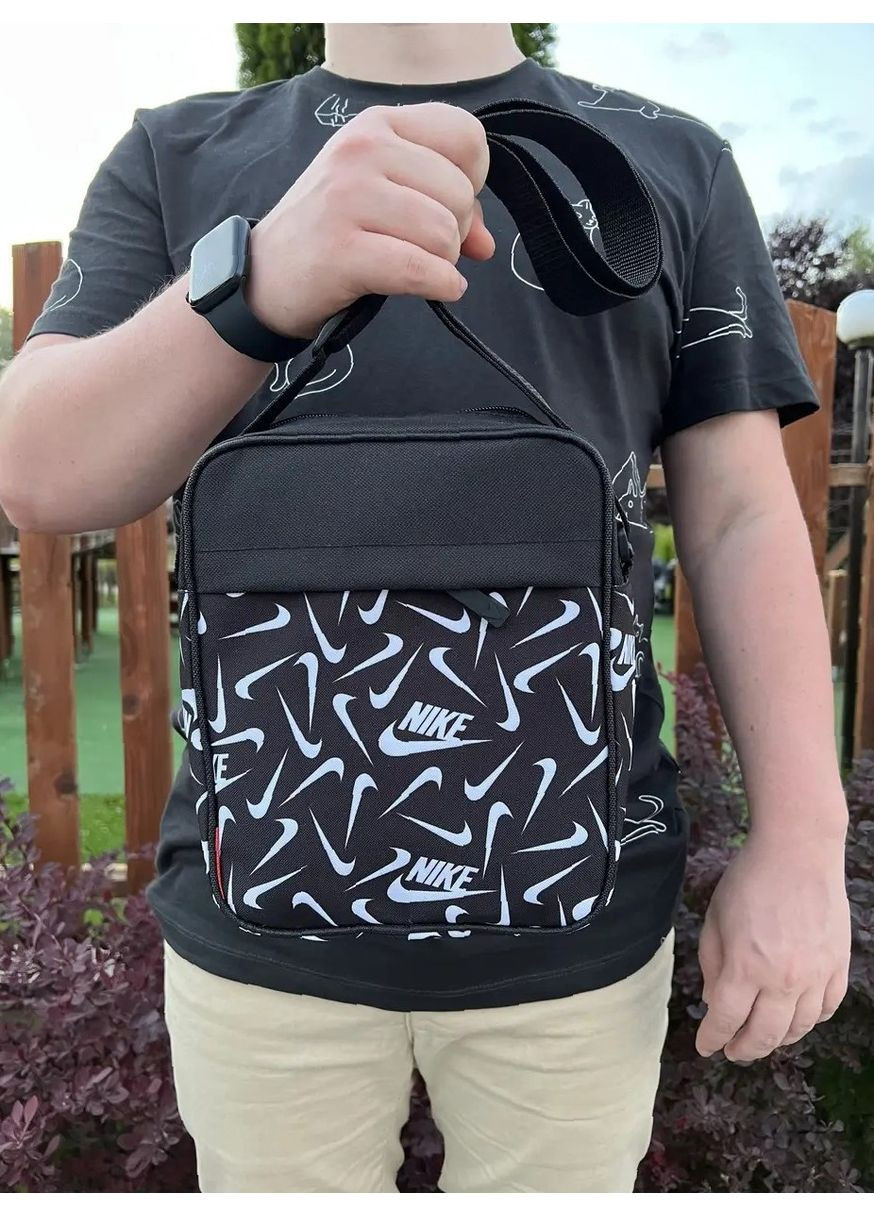 Чёрная спортивная барсетка на ремне - удобно и стильно No Brand (365761971)