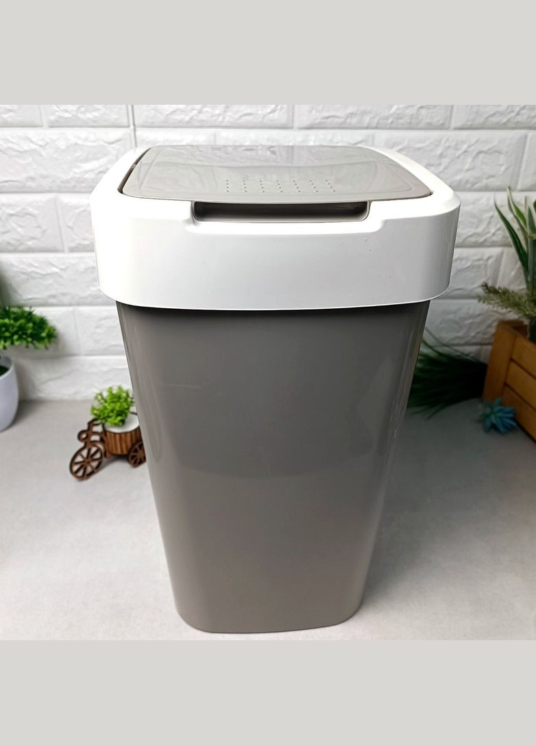 Прямоугольное мусорное ведро 25 л с плоской крышкой Какао Алеана (364195637)