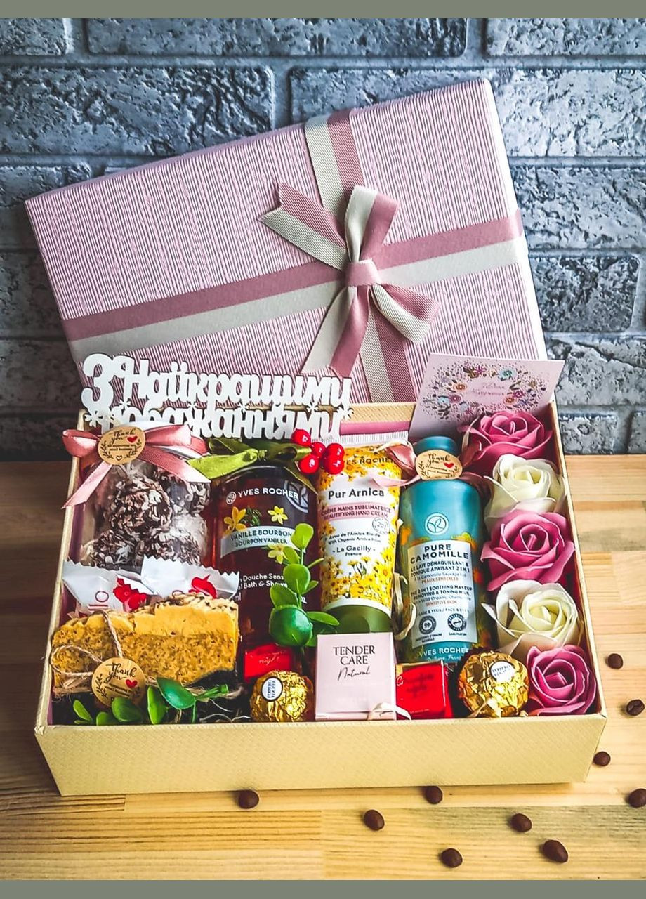 Новорічні подарунки для дівчат, корпоративні подарунки жінкам, дівчині на миколая, дружині на новий рік Yves Rocher (328451058)