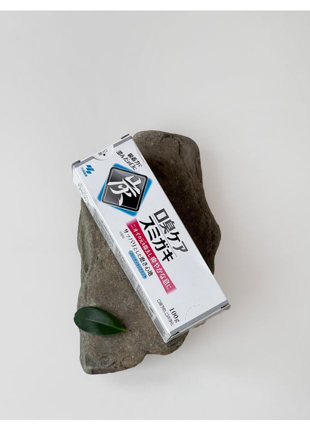 KOBAYASHI Sumigaki зубна паста з деревним вугіллям проти неприємного запаху, 100 г Kobayashi Pharmaceutical (322290706)