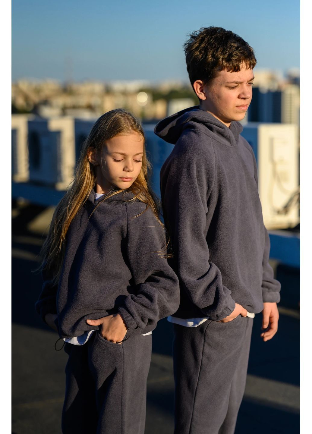 Темно-сірий флісовий костюм для дівчаток / підлітків No Brand