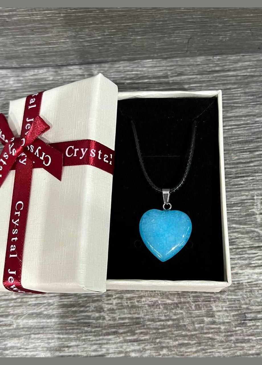 Кулон із натуральним каменем Лазурний Аквамарин у формі серця на шнурку в подарунковій коробочці No Brand (331291731)