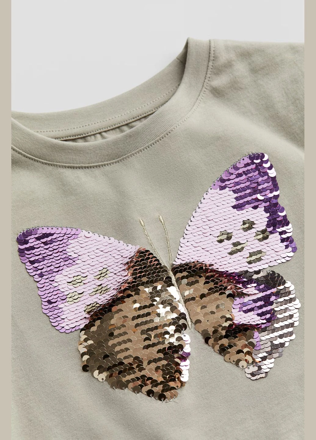Оливкова (хакі) літня футболка з принтом з паєток H&M