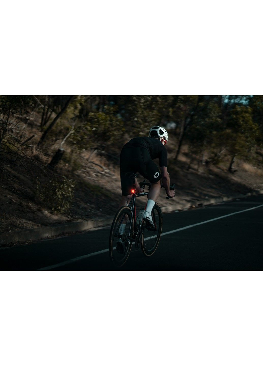 Мигалка задня Blinder Skull Array Rear 100 Lumens Knog (329726672)