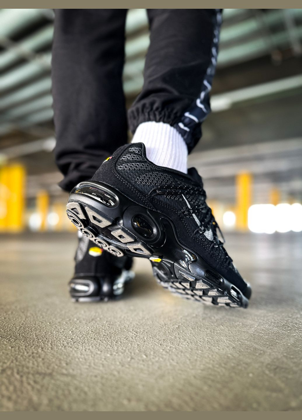 Чорні всесезон кросівки чоловічі nike air max tn plus utility black | аір макс тн плюс чорні No Brand