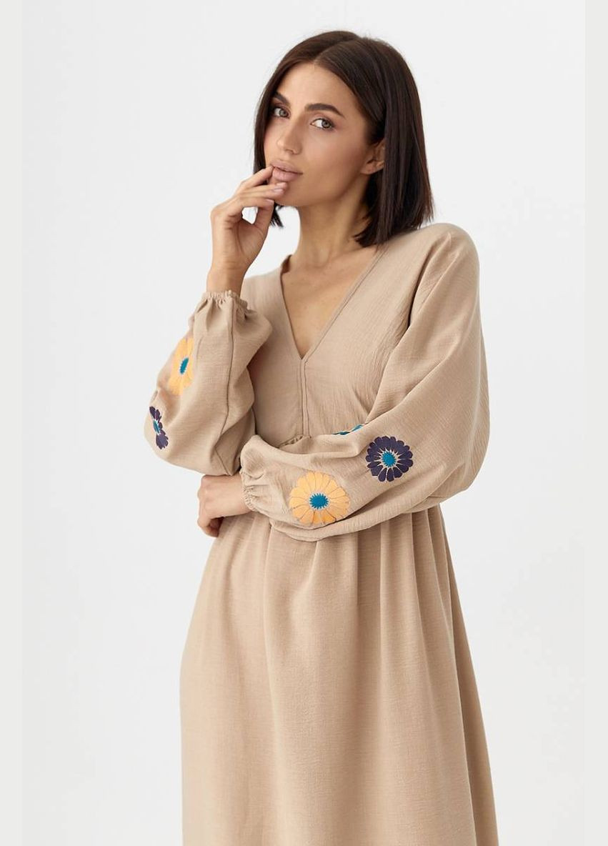 Кофейное праздничный длинное платье с вышитыми цветами Lurex