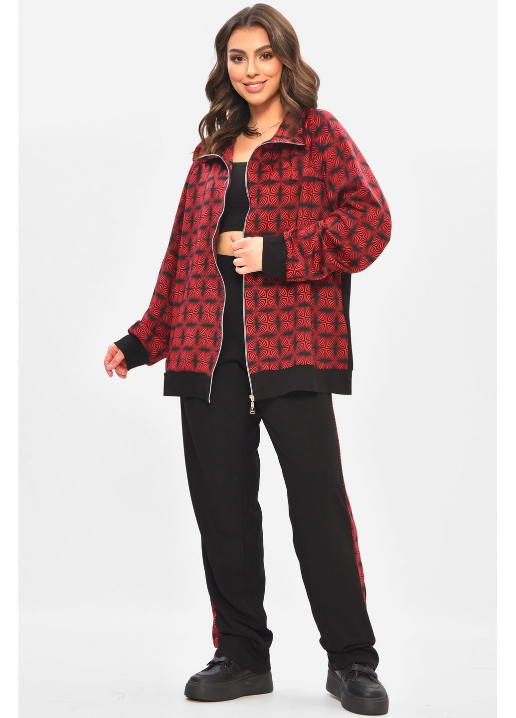 Костюм жіночий напівбатальний чорного кольору з принтом Let's Shop (366726311)