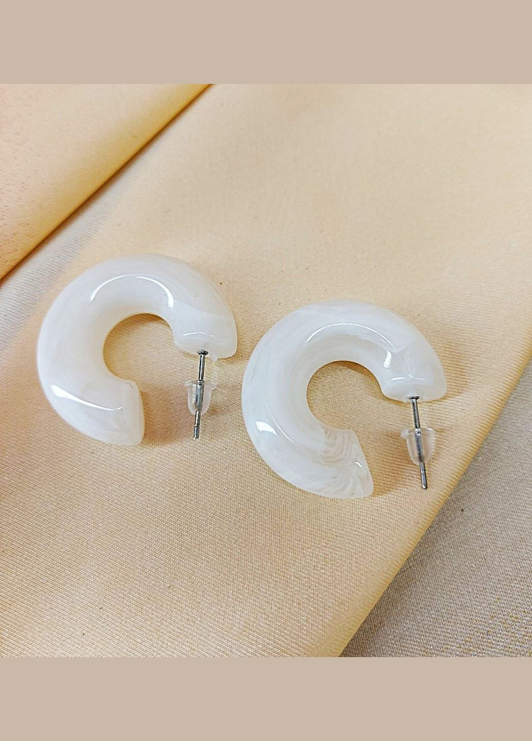 Сережки акрилові Білий мармуровий No Brand (335381313)