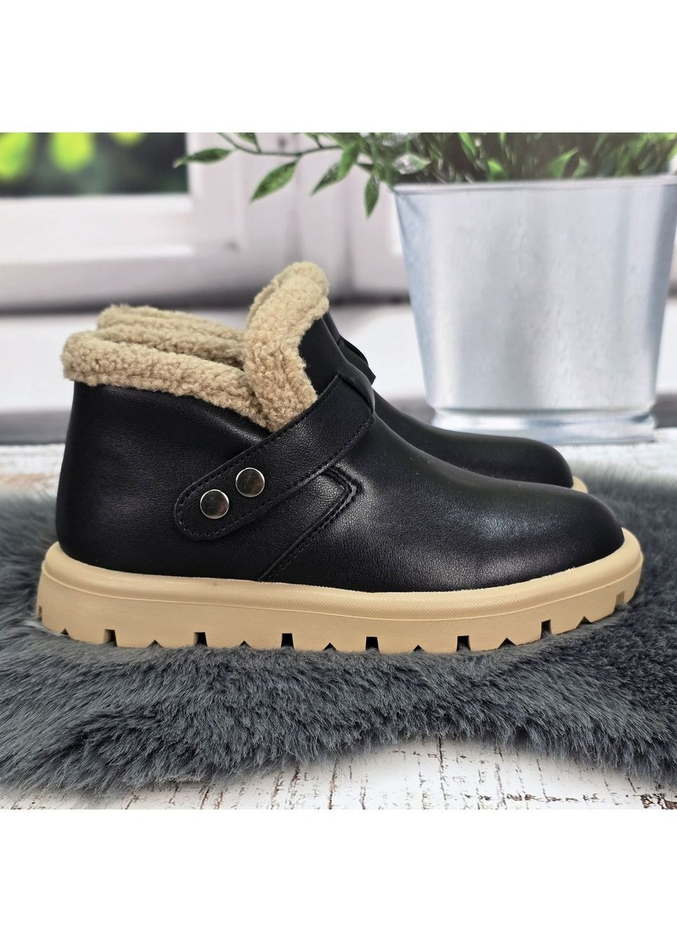 Зимние женские зимние ботинки из натуральной кожи на меху Hengji