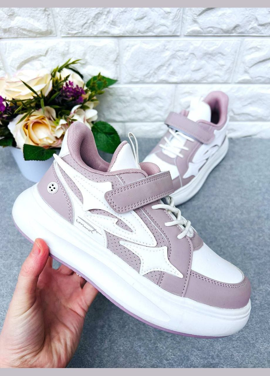 Розовые кроссовки фирмы для девочки ВВТ