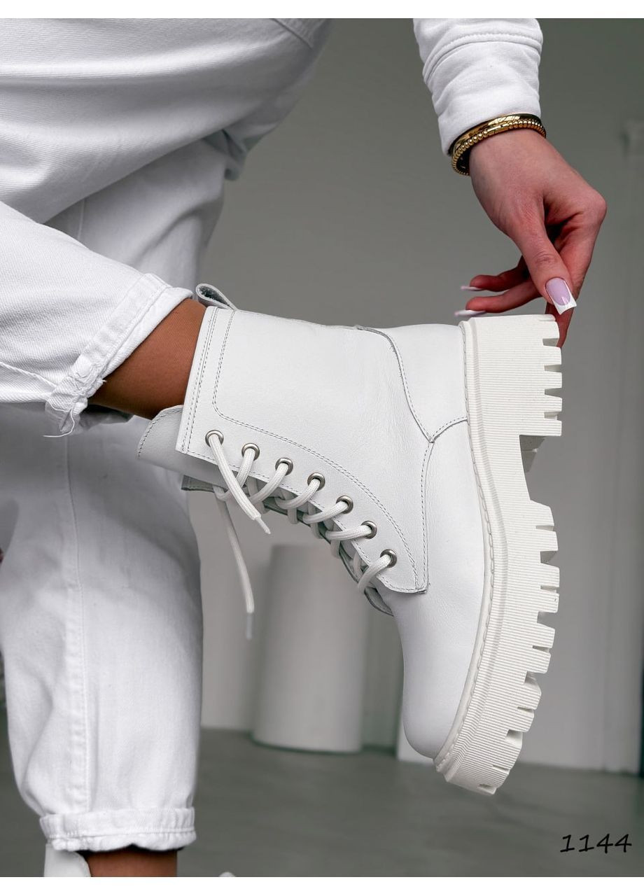 Осенние белые ботинки No Brand