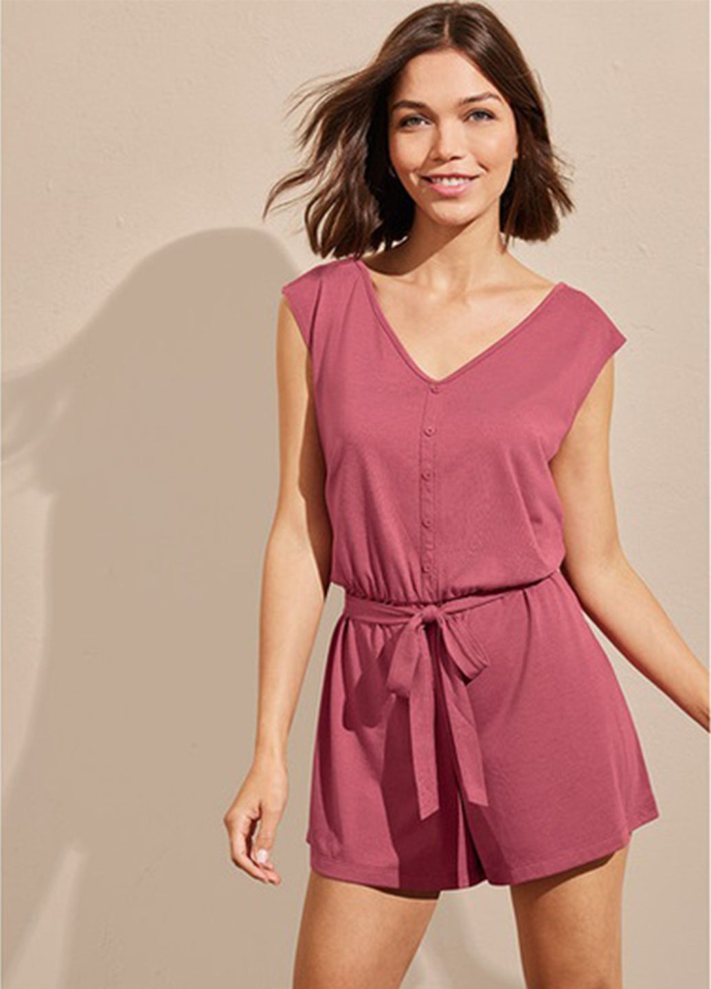 Комбінезон ромпер жіночий Esmara комбінезон-шорти однотонний темно-рожевий повсякденний, кежуал трикотаж, поліестер, віскоза