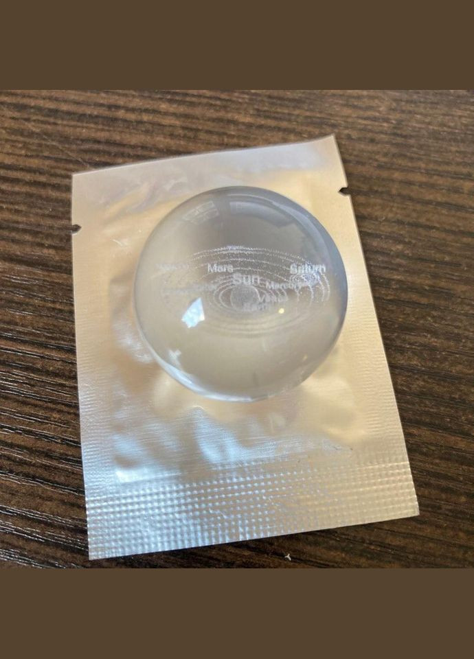 Ароматизатор в автомобіль Левітуючі кільця Галактика від сонячного світла MIQIKO змінних картриджів Червоний (HY050969) No Brand (330778753)