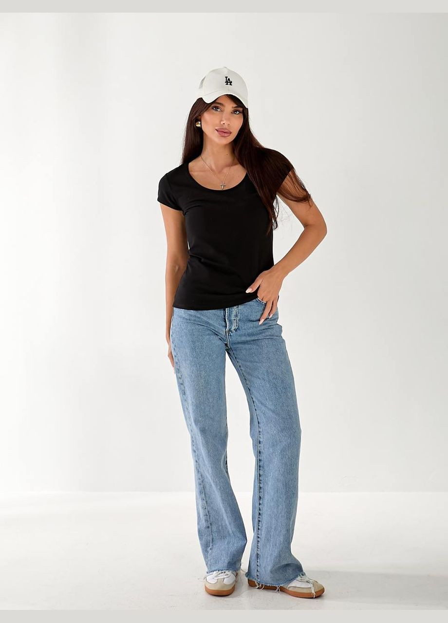 Жіноча футболка з великою горловиною чорного кольору 33236 No Brand - (333337531)