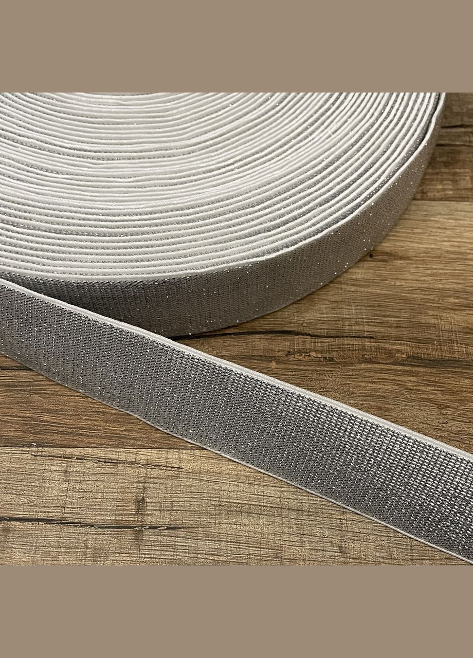 Резинка поясная 30 мм с люрексом серебряная пог. м. No Brand (329744069)