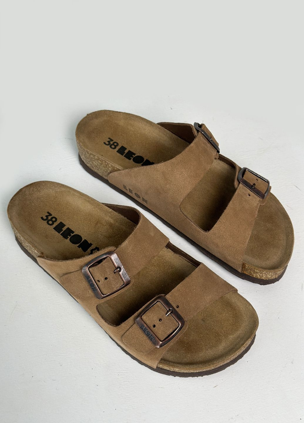 Темно-коричневые шлепанцы женские кожаные ортопедические Leon