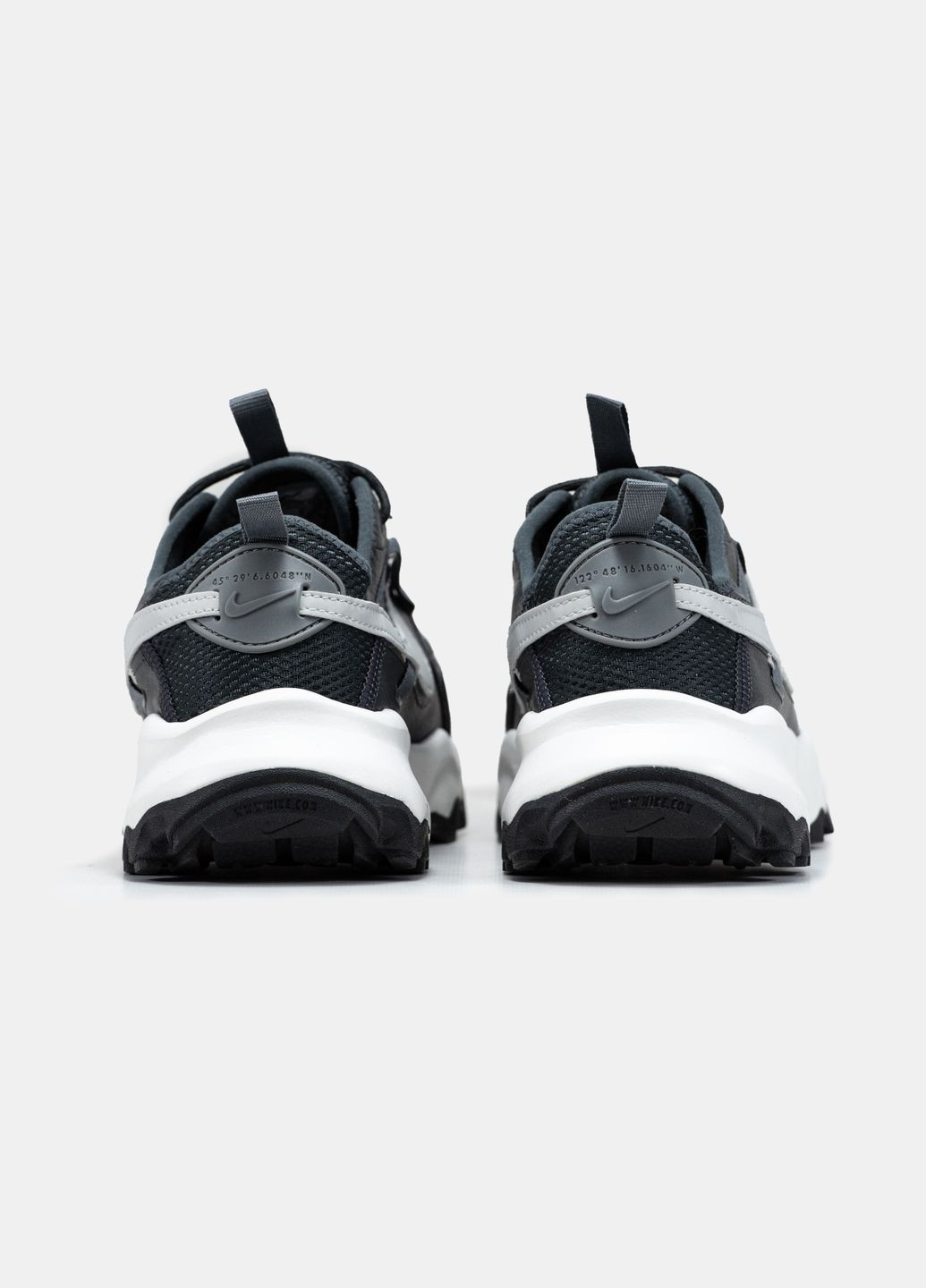 Черные всесезонные кроссовки мужские nike tc 7900 black white | найк тс 7900 черные белые No Brand