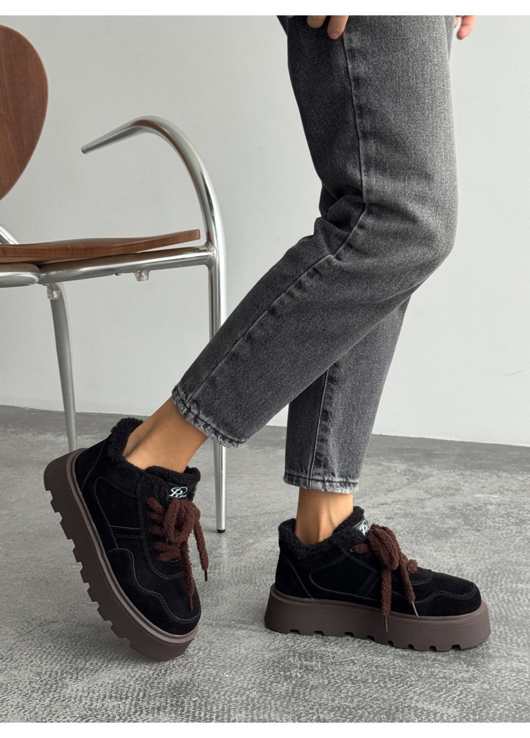 Зимові черевики нат. замш, хутро teddy зимові ботінки жіночі, чорні зимові черевики з хутром код 26540 Fashion (368971954)