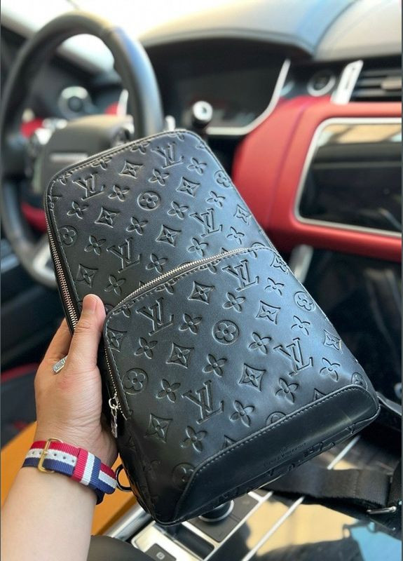 Мужская нагрудная сумка Louis Vuitton черная No Brand (303928629)