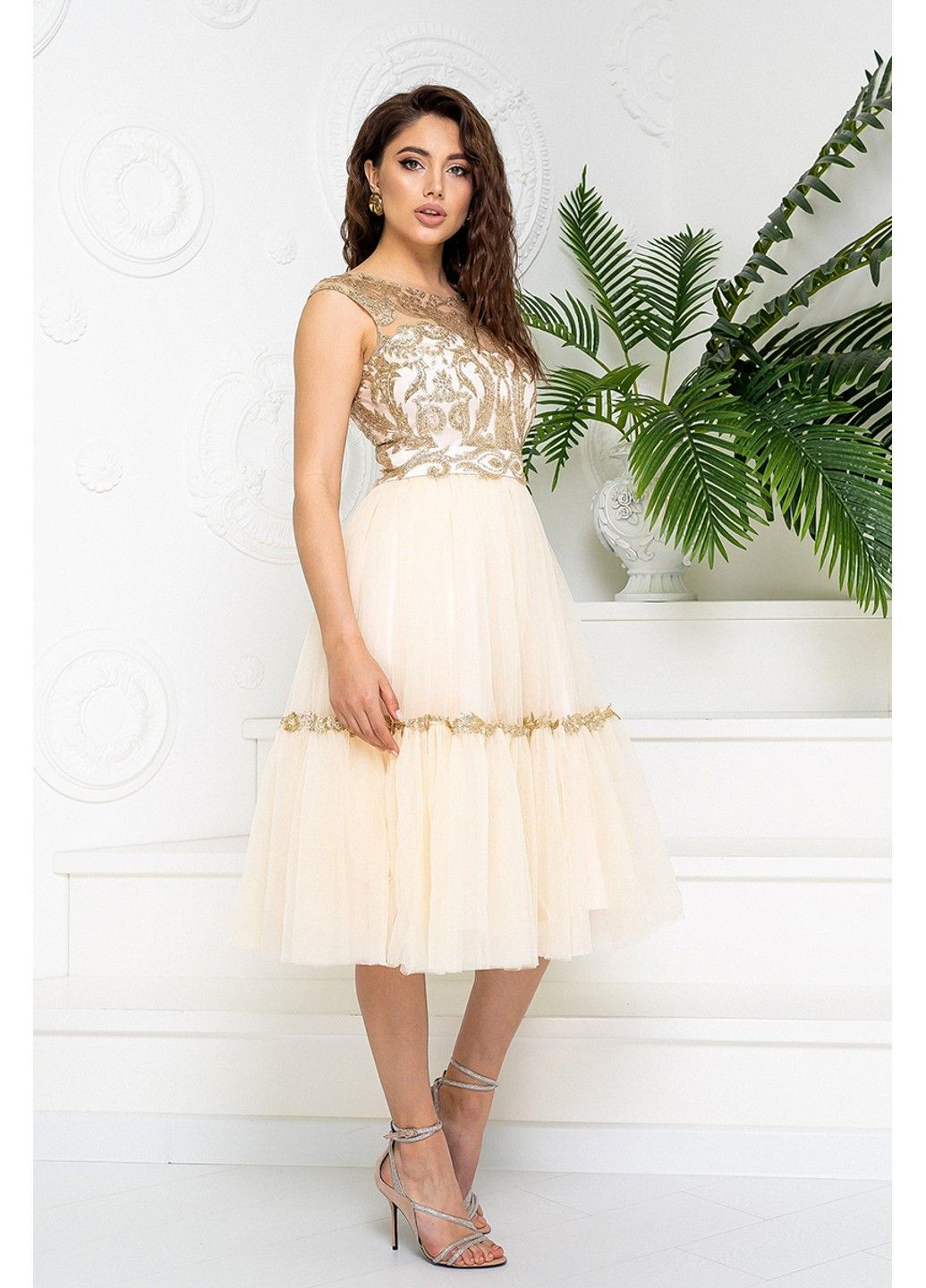 Персикова коктейльна сукня атлас гліттер 20065 персикова Tanita-Romario