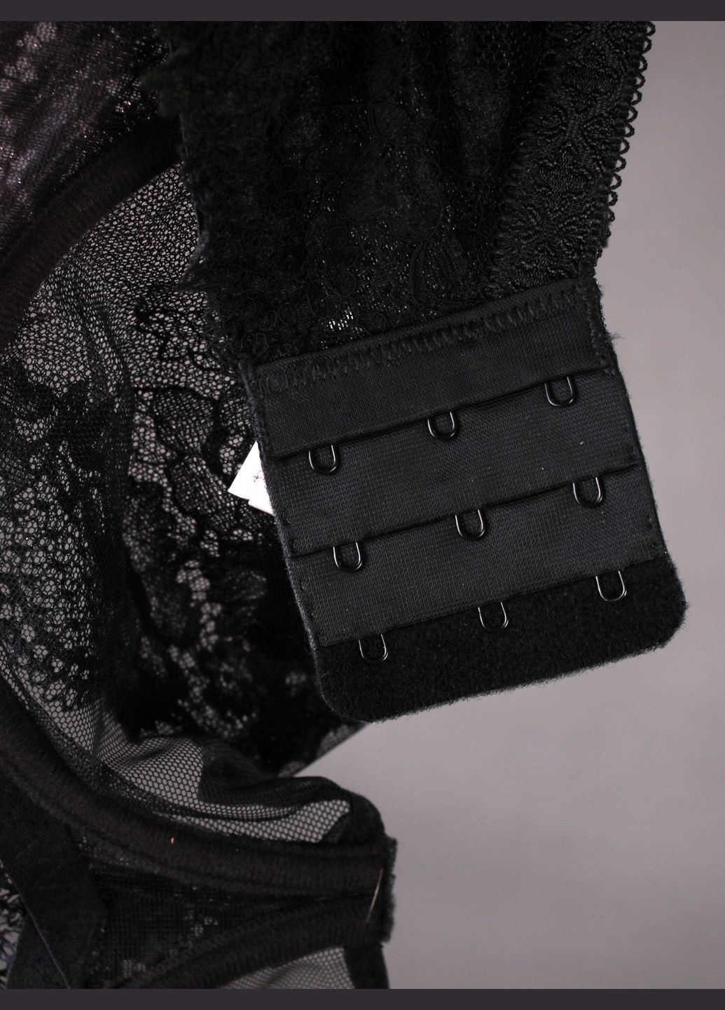 Чёрный бюстгальтер Acousma с косточками