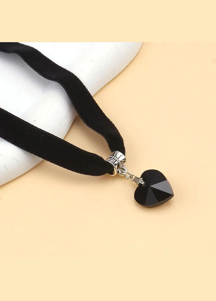 Шикарний чокер з чорним серцем серце в стилі панк готика No Brand (346125135)