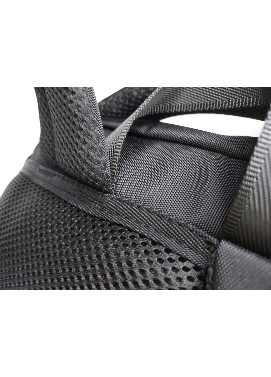 Рюкзак чоловічий з поліестеру 1600D водонепроникний міський для ноутбука 15"6 чорний Gorangd (349821696)