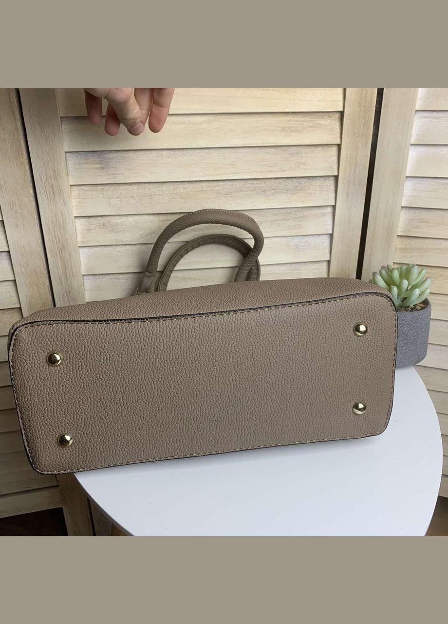 Классическая женская сумка через плечо с брелком эко кожа повседневная No Brand (298997876)